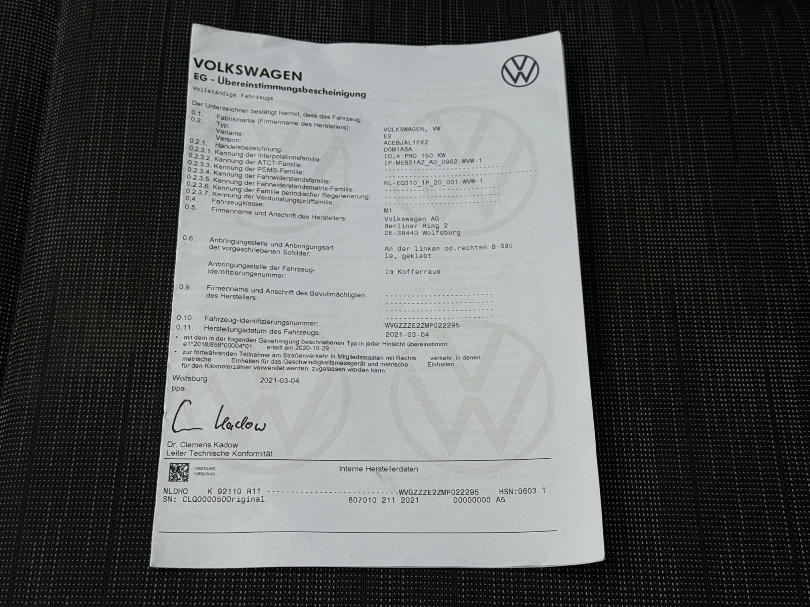 VW ID.4 Life, снимка 17 - Автомобили и джипове - 53960864