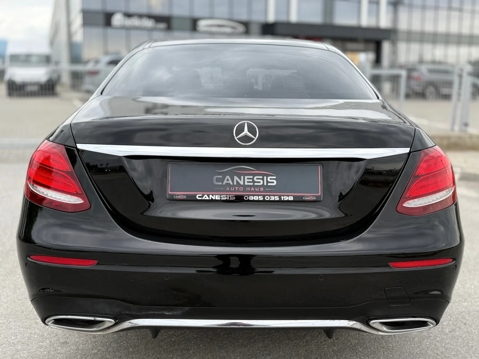 Mercedes-Benz E 220 4MATIC* AMG-LINE* DIGITAL* PODGREV* HEAD-UP* AMBIE, снимка 5 - Автомобили и джипове - 54382622