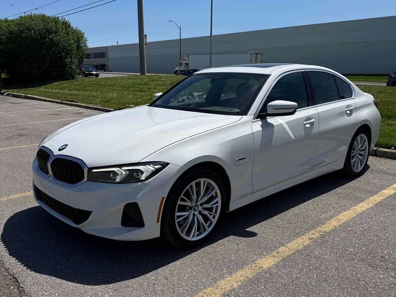 BMW 330 * e xDrive * ЛИЦЕНЗИРАН ДИЛЪР * КАМЕРА * ПОДГРЕВ