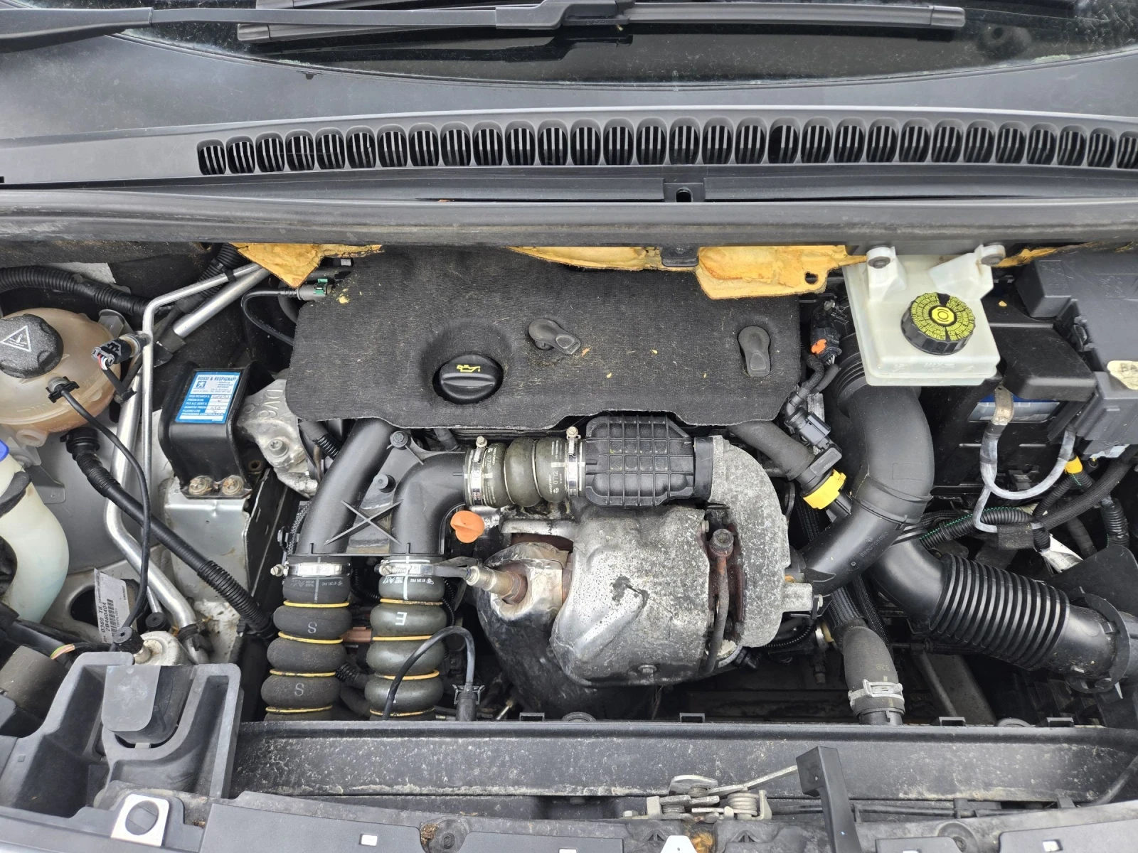 Peugeot 5008 1.6HDI-112kc= 6СКОРОСТИ= НАВИ= АВТОПИЛОТ, снимка 16 - Автомобили и джипове - 55224497