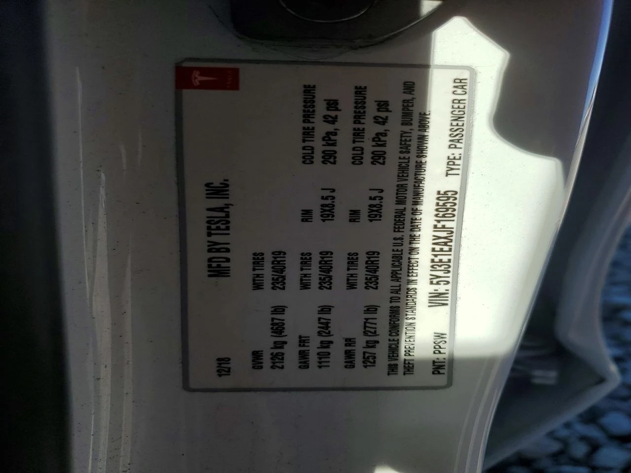 Tesla Model 3, снимка 13 - Автомобили и джипове - 55272006