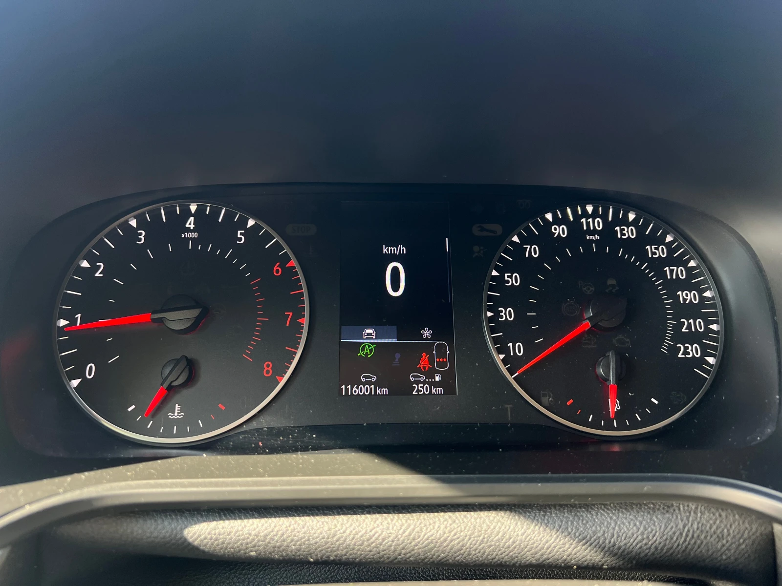 Renault Megane Tce 115 k.� 6�� + 5 ���� ������� | Mobile.bg � ����������� 9