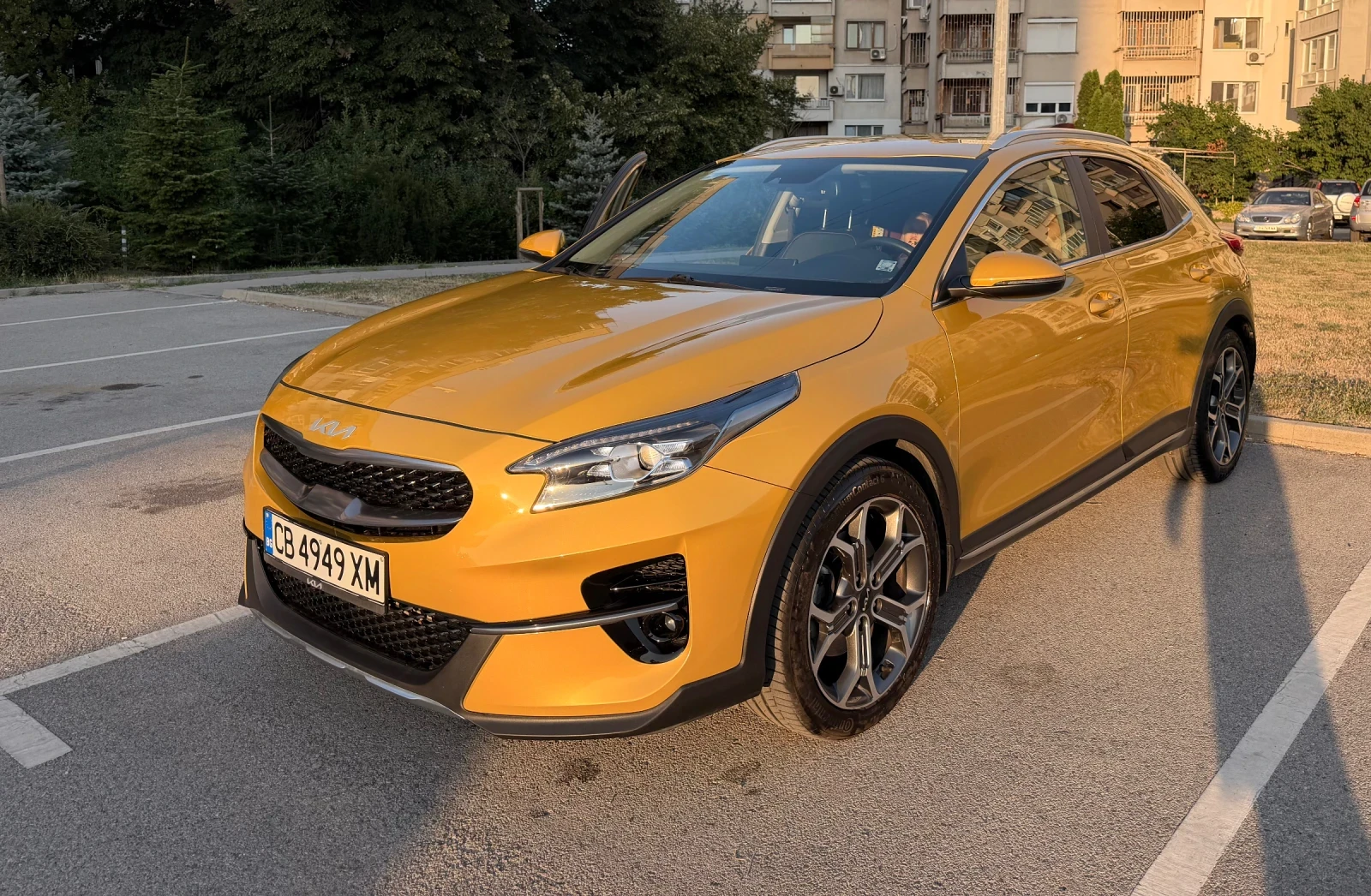 Kia XCeed 1.5 T, снимка 3 - Автомобили и джипове - 55546415