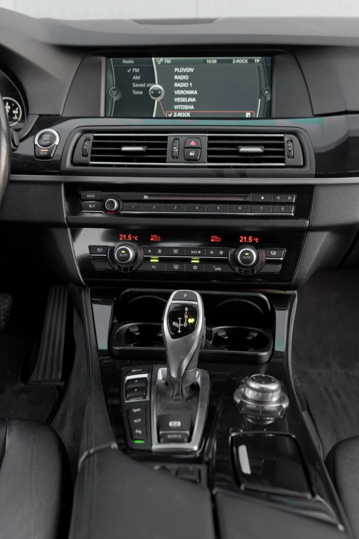BMW 530 D XDrive* Head-Up* NightVision* Сменени вериги* , снимка 12 - Автомобили и джипове - 55754829