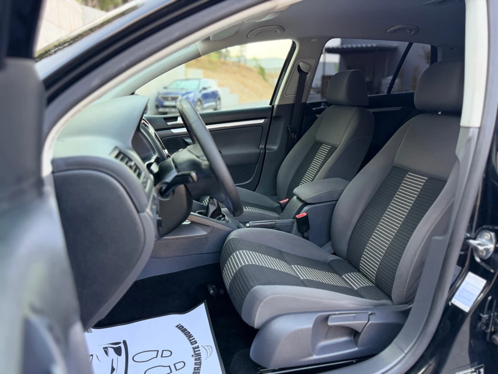 VW Golf 1.9TDi~105hp~КЛИМАТРОНИК~2008г., снимка 10 - Автомобили и джипове - 55890567