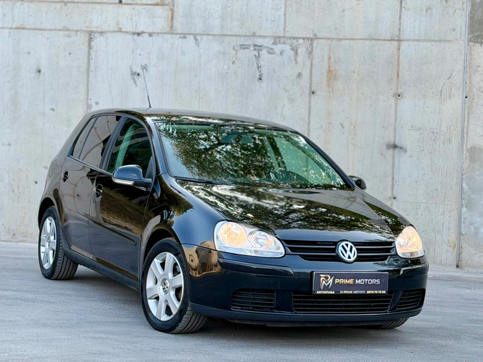 VW Golf 1.9TDi~105hp~КЛИМАТРОНИК~2008г., снимка 3 - Автомобили и джипове - 55890567