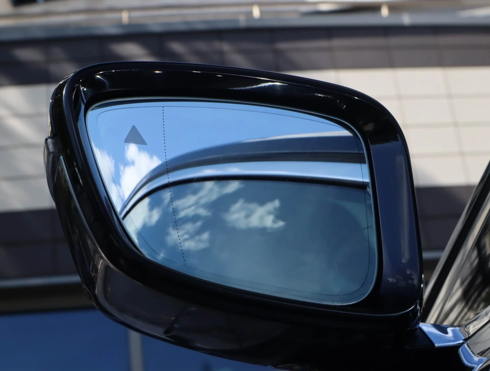 BMW 750 xDrive/Harman Kardon/Подгрев/Камера 360/HuD/Blind , снимка 13 - Автомобили и джипове - 56219468