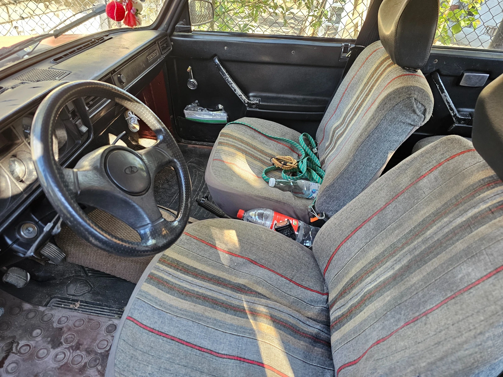 Lada 2105 1300 Газ, снимка 9 - Автомобили и джипове - 56349685