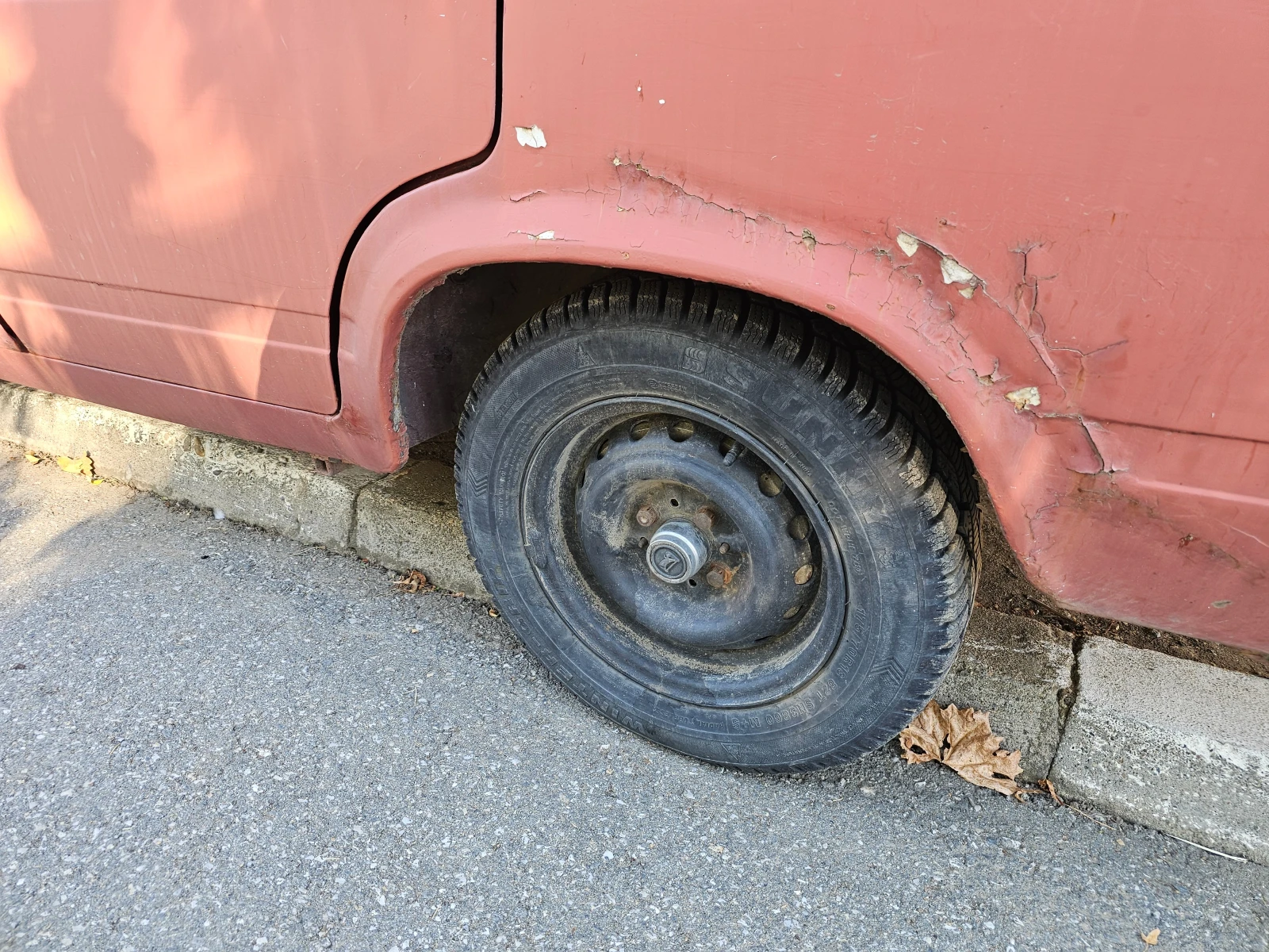 Lada 2105 1300 Газ, снимка 13 - Автомобили и джипове - 56349685