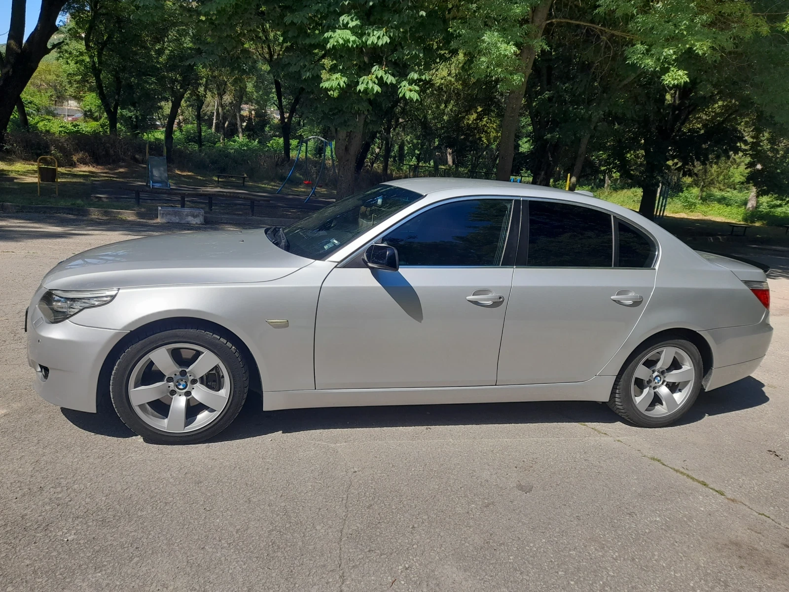 BMW 530 530, снимка 4 - Автомобили и джипове - 56637445