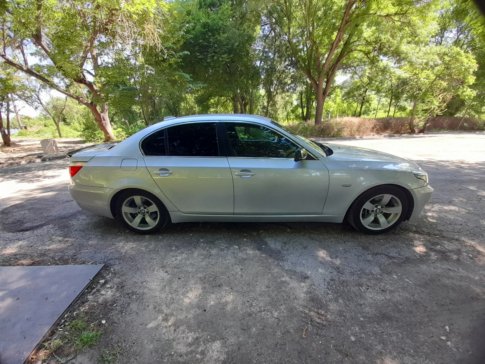 BMW 530 530, снимка 11 - Автомобили и джипове - 56637445
