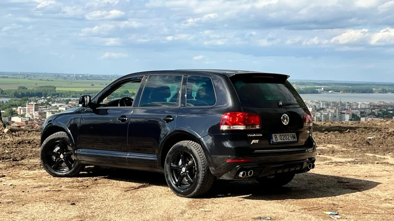 VW Touareg Touareg 2.5, снимка 5 - Автомобили и джипове - 48053330