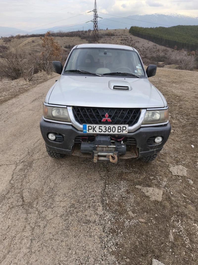 Mitsubishi Pajero sport 2.5 116кс, снимка 1 - Автомобили и джипове - 49315601