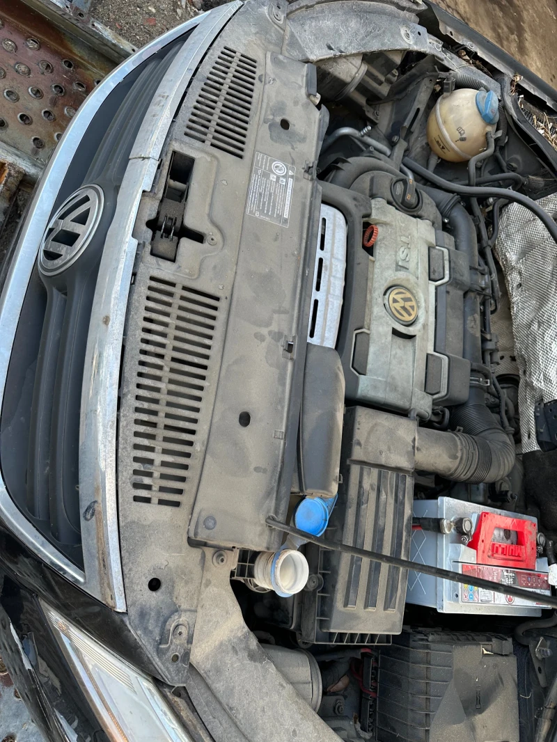 VW Tiguan 1.4TSI, снимка 2 - Автомобили и джипове - 52542468