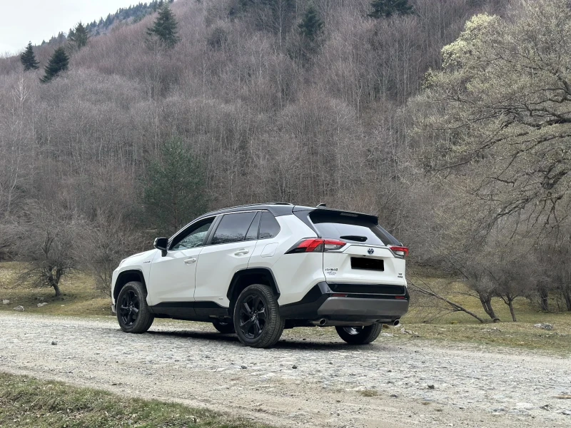 Toyota Rav4 Rav 4 AWD (4x4) XSE Hybrid Nightshade edition , снимка 6 - Автомобили и джипове - 52339371