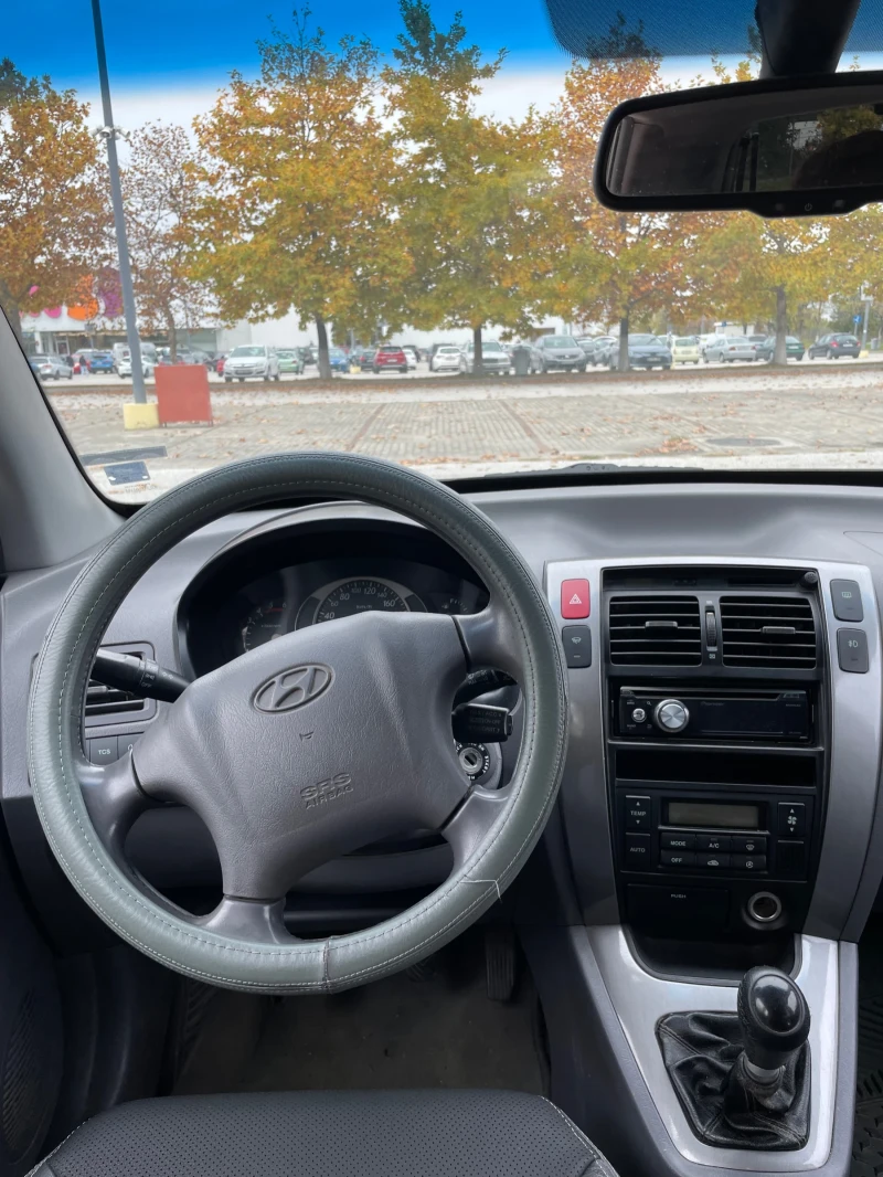 Hyundai Tucson, снимка 10 - Автомобили и джипове - 52193889