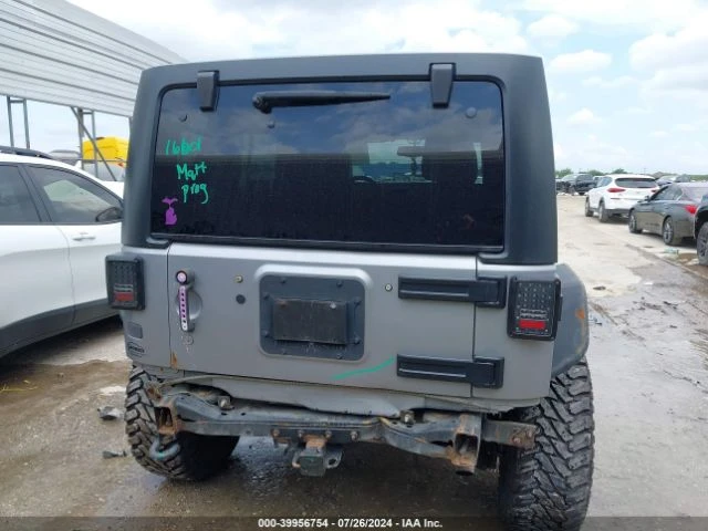 Jeep Wrangler UNLIMITED SAHARA, снимка 6 - Автомобили и джипове - 47704930