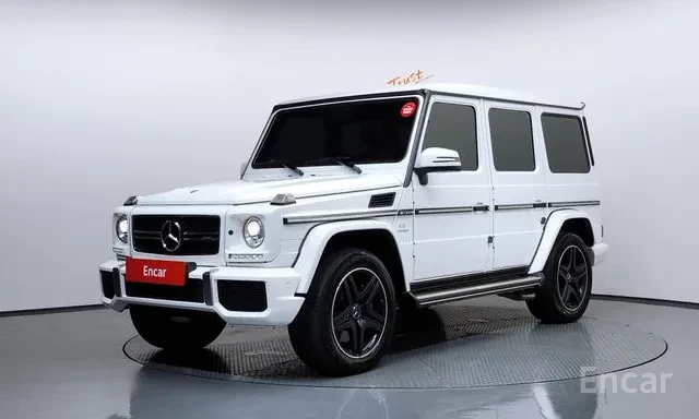 Mercedes-Benz G 63 AMG DESIGNO, снимка 2 - Автомобили и джипове - 55773111