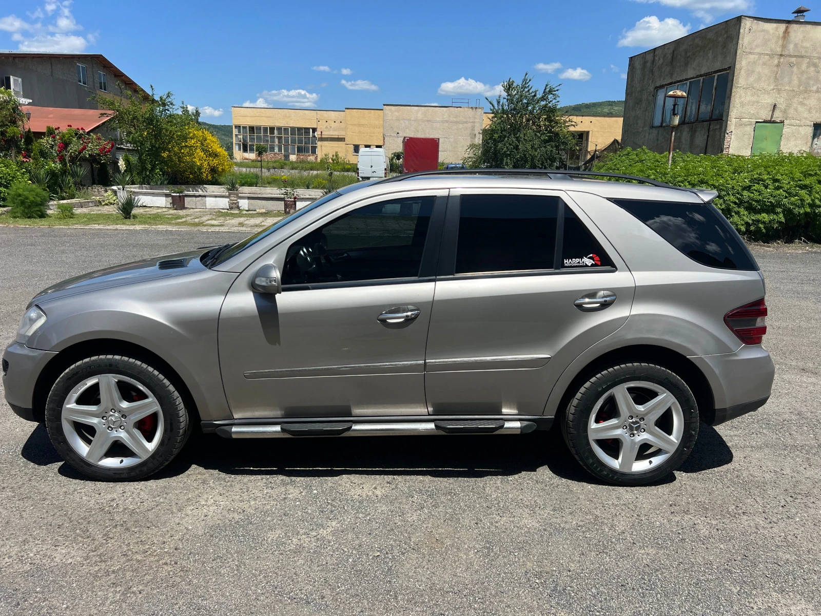 Mercedes-Benz ML 320 4matic Airmatic - изображение 4