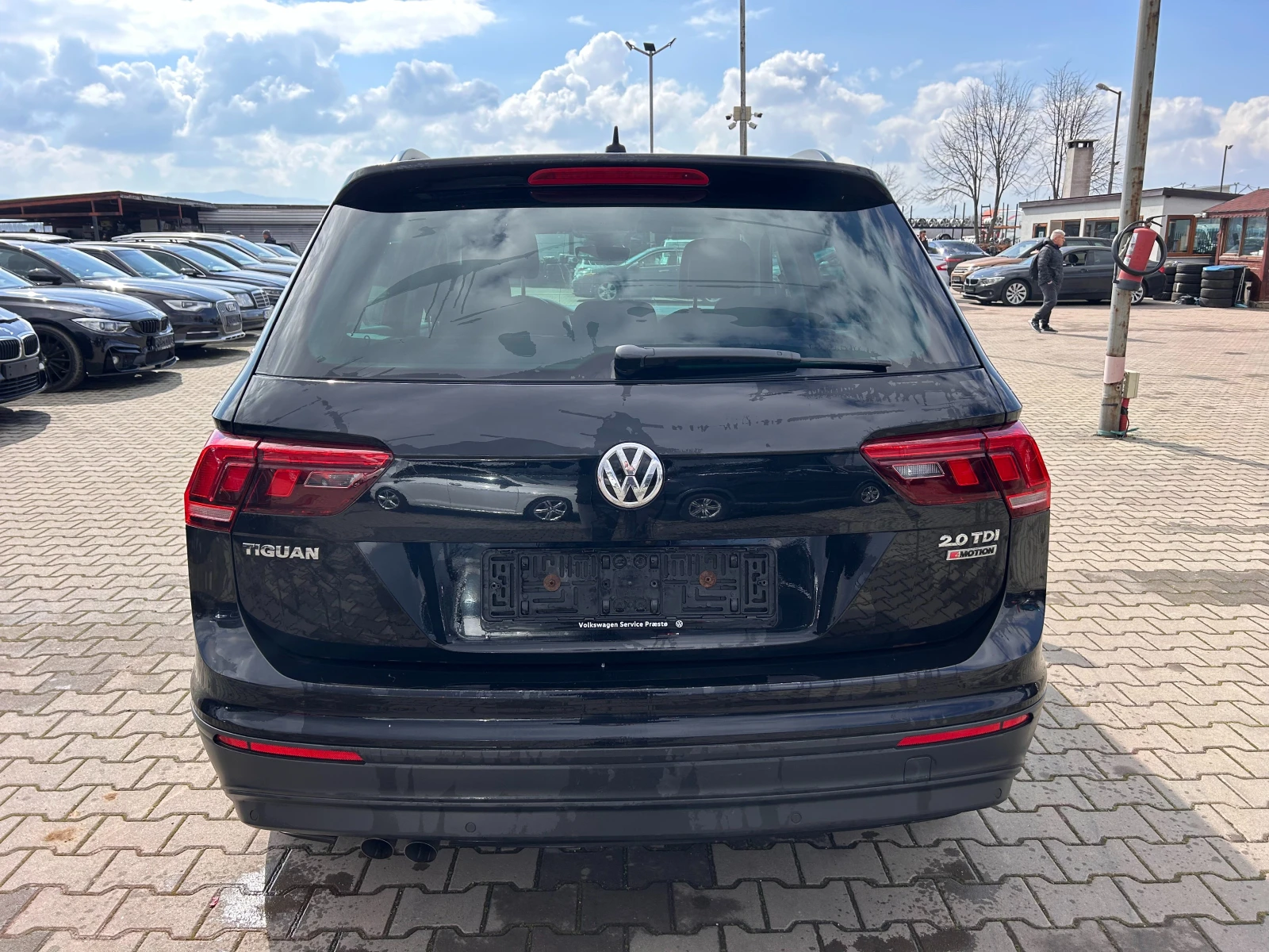 VW Tiguan 2.0 4MOTION ABTOMAT/NAVI/KAMERA EURO 6 - изображение 7