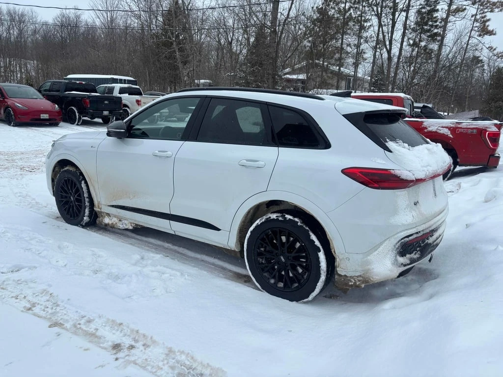 Audi Q5 * Technik * CARFAX /DIS/PANO/360/B&O - изображение 4