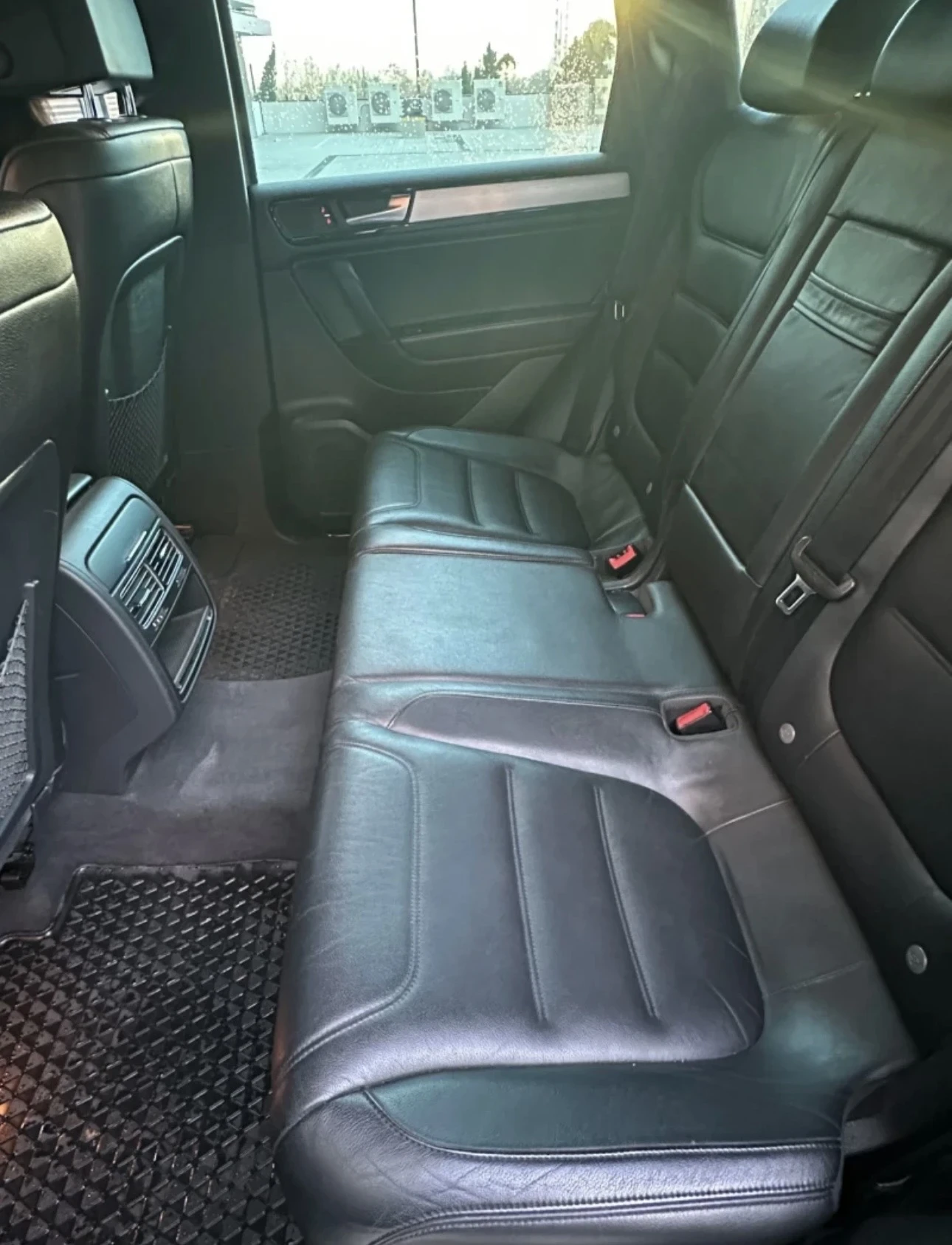 VW Touareg V8 4.2 TDI, снимка 8 - Автомобили и джипове - 54319277