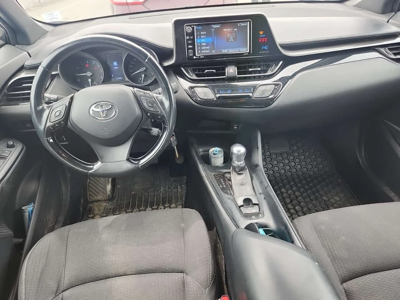 Toyota C-HR XLE/CARFAX/ФИНАНСИРАНЕ, снимка 9 - Автомобили и джипове - 55000382