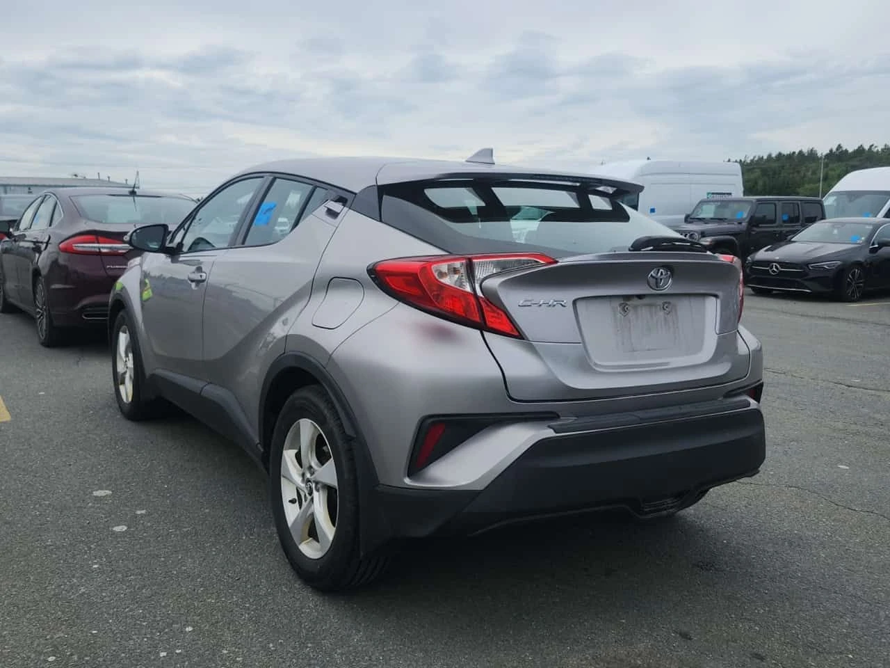 Toyota C-HR XLE/CARFAX/ФИНАНСИРАНЕ, снимка 4 - Автомобили и джипове - 55000382