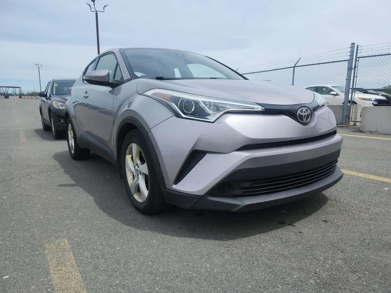 Toyota C-HR XLE/CARFAX/ФИНАНСИРАНЕ