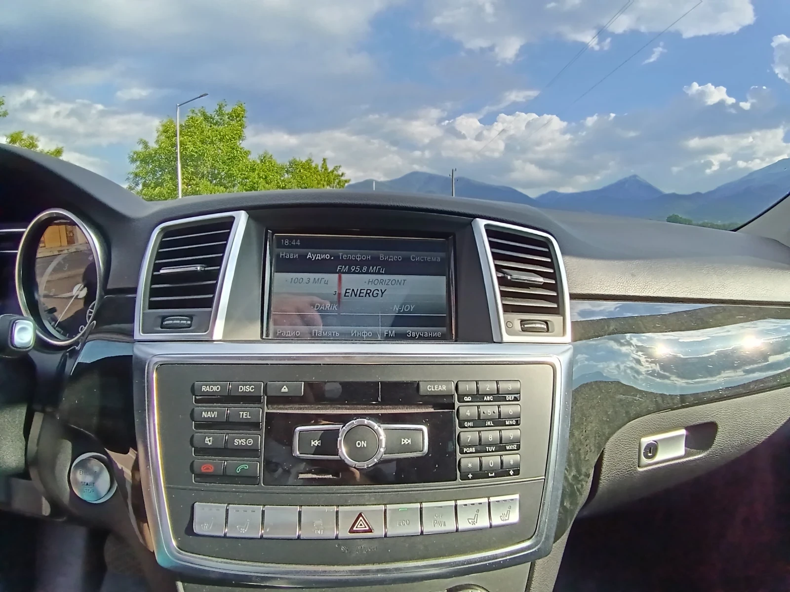 Mercedes-Benz ML 350, снимка 10 - Автомобили и джипове - 55458869