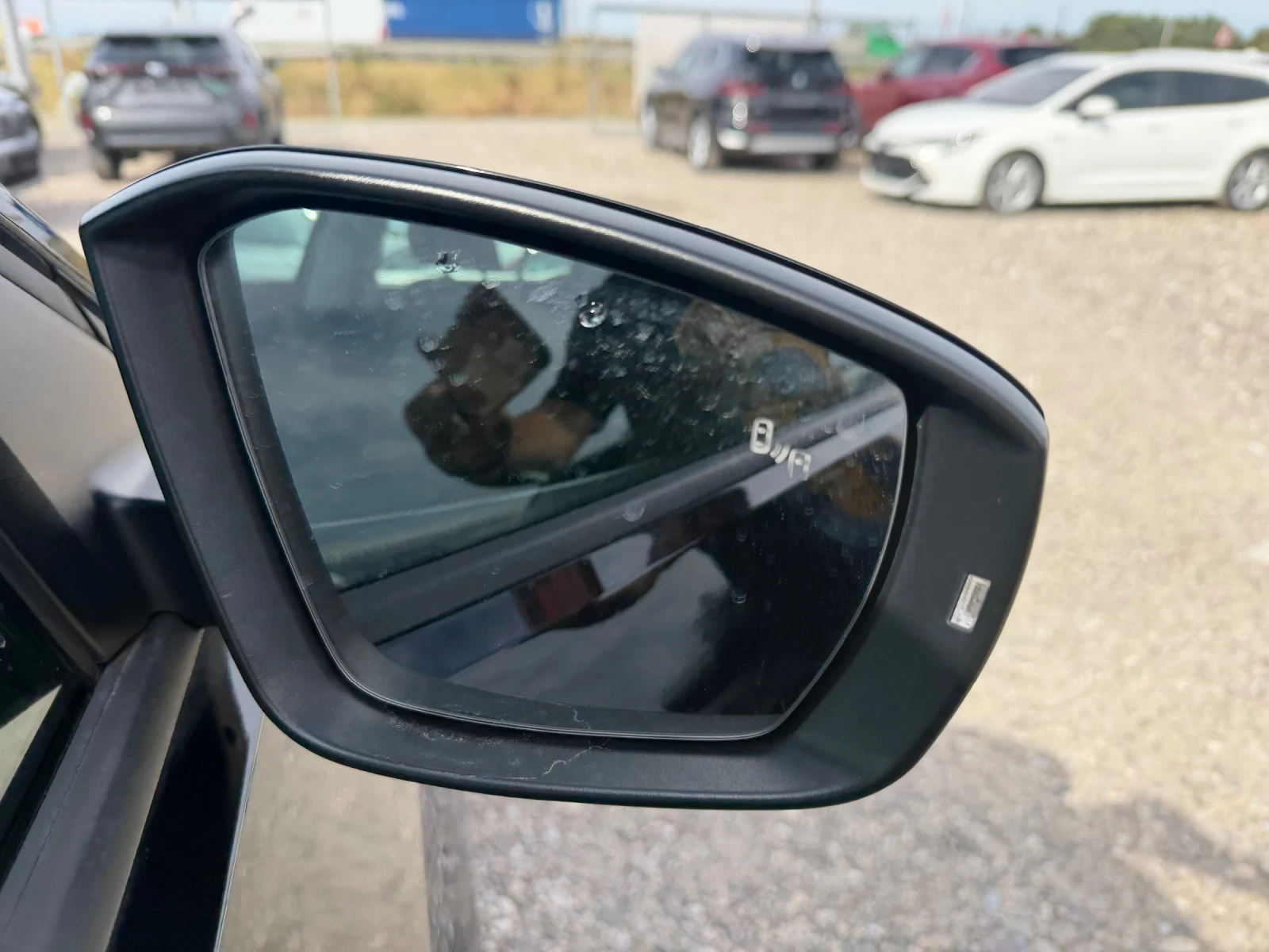 VW T-Cross 1.6 D, снимка 14 - Автомобили и джипове - 56278975