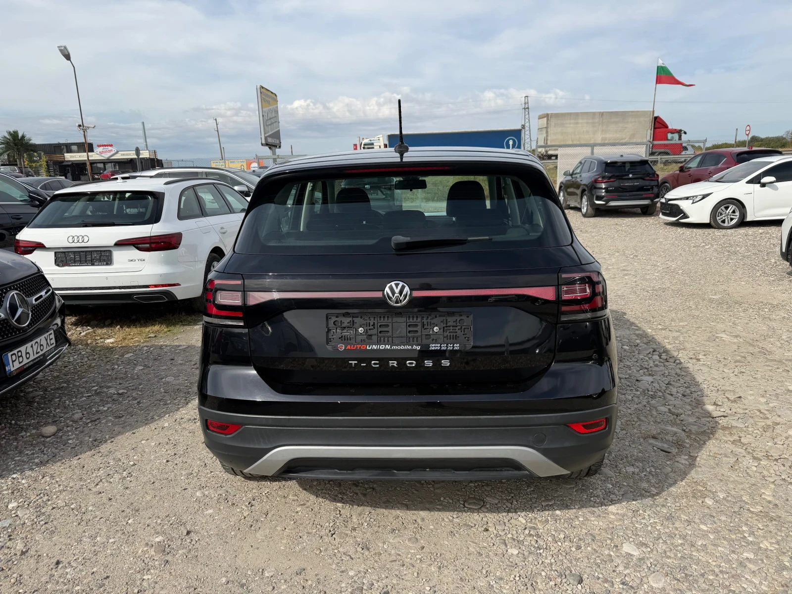 VW T-Cross 1.6 D, снимка 6 - Автомобили и джипове - 56278975