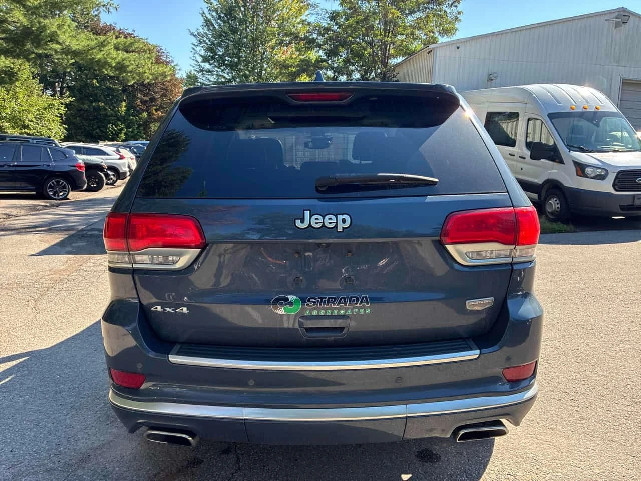 Jeep Grand cherokee * Summit * CARFAX * ОПЦИЯ ЗА ФИНАНСИРАНЕ, снимка 4 - Автомобили и джипове - 56329070