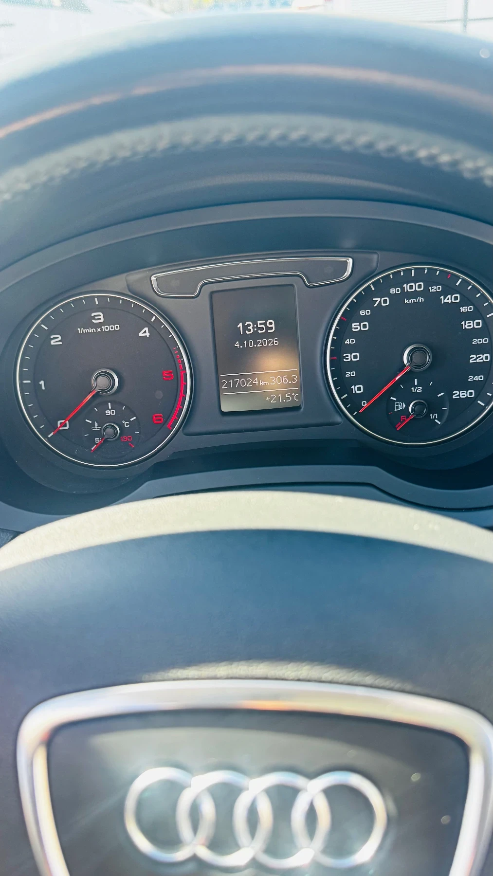 Audi Q3, снимка 8 - Автомобили и джипове - 56346712