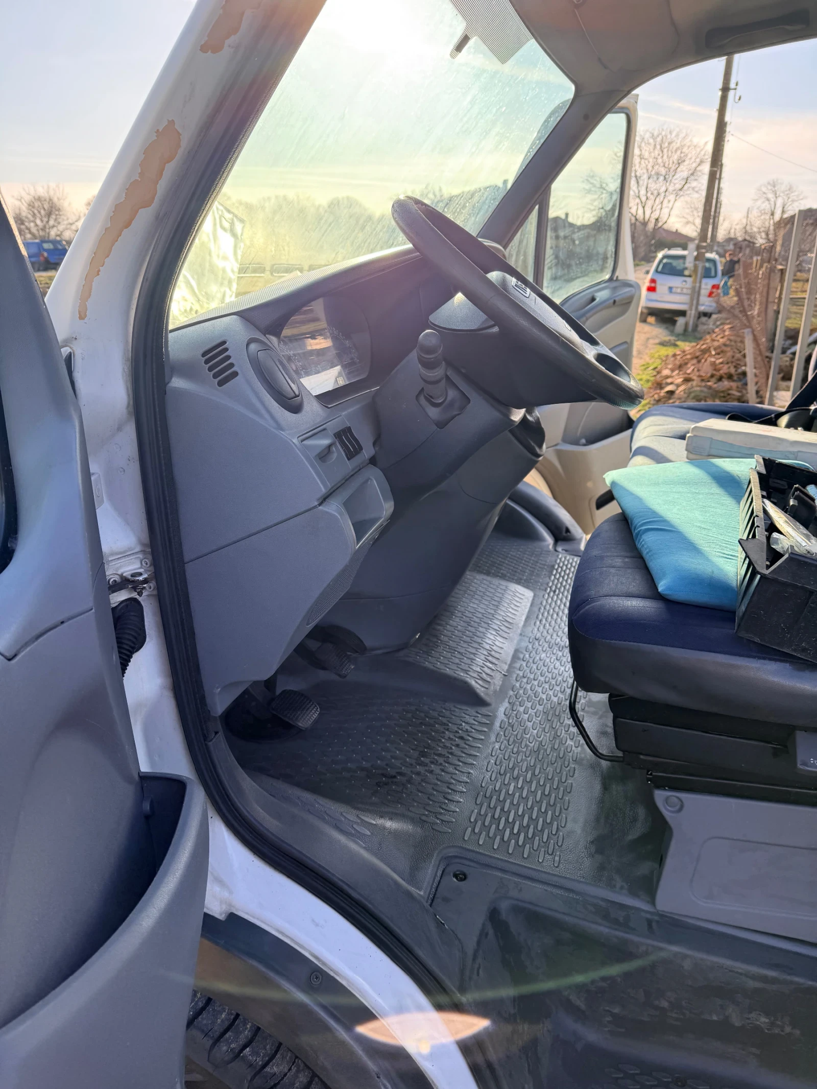 Iveco Daily 35S14 2.3 136hp, снимка 13 - Бусове и автобуси - 53738648