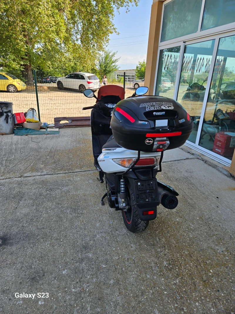 Kymco Xciting Perfekten 300cc, снимка 5 - Мотоциклети и мототехника - 51007023