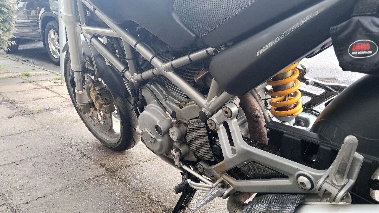 Ducati Monster 620 Dark - изображение 9