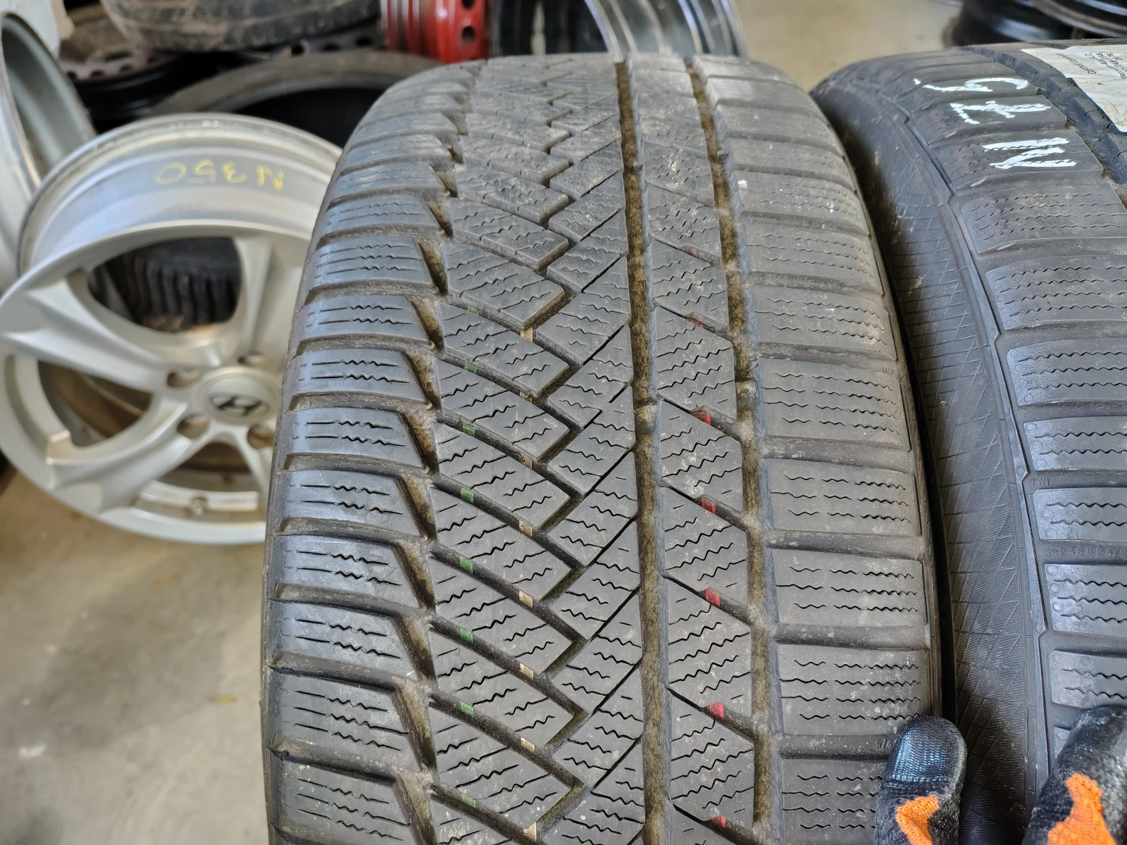  235/40R18 | Mobile.bg   2