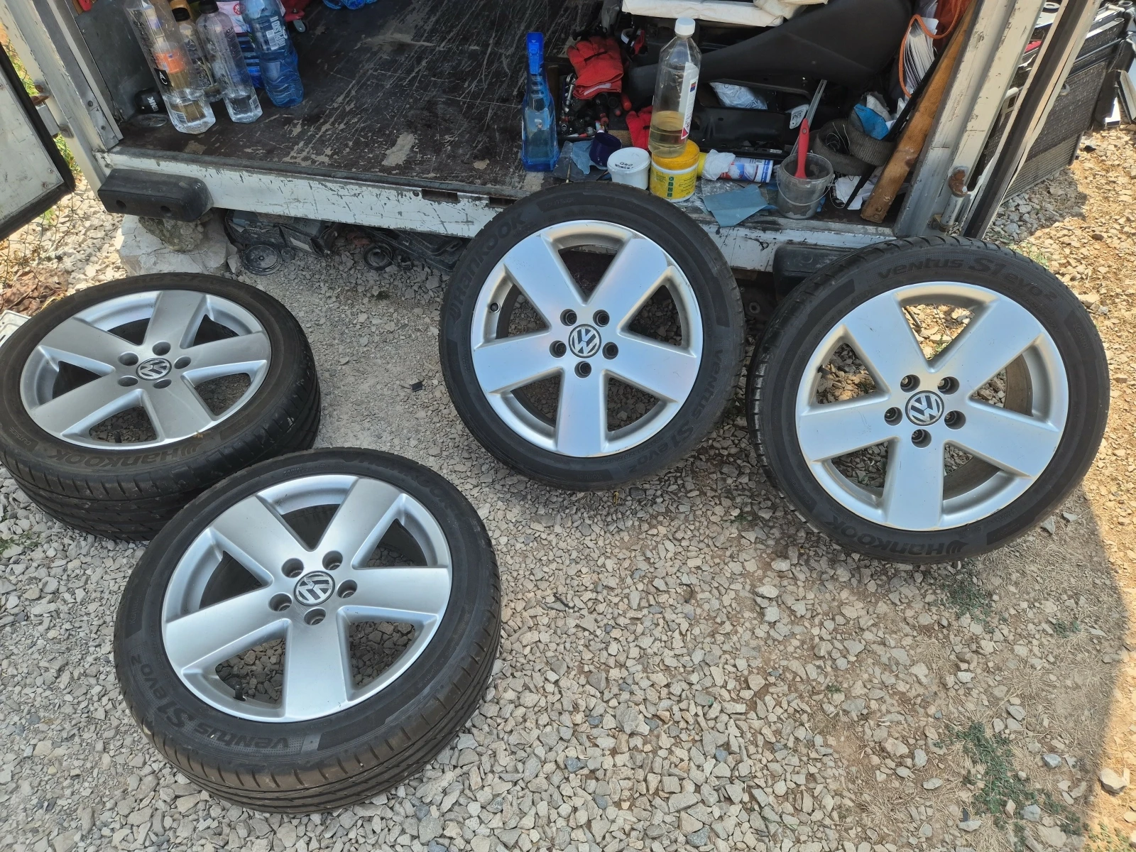���� � ������ 235/45R17 | Mobile.bg � ����������� 1