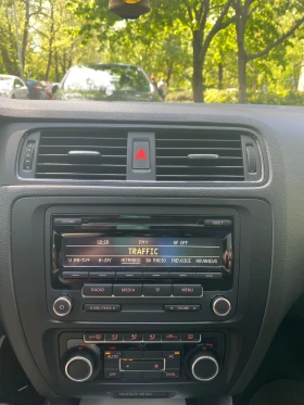 VW Jetta | Mobile.bg    8
