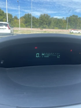 Обява за продажба на Toyota Yaris 1.4d, 90 kс ~6 950 лв. - изображение 8 | Auto.bg Обява за продажба на Toyota Yaris 1.4d, 90 kс ~6 950 лв. - изображение 8