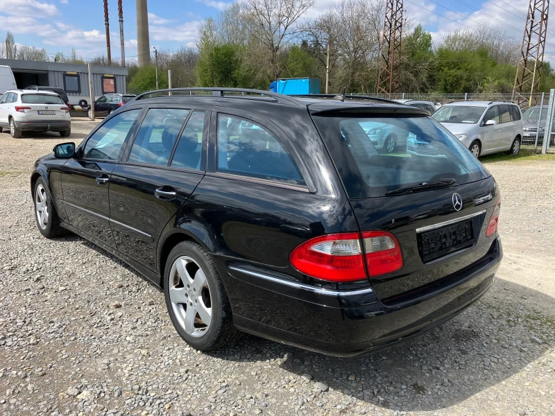 Mercedes-Benz E 220  EVO Avantgarde, снимка 4 - Автомобили и джипове - 44671037