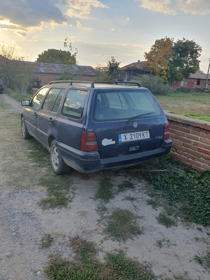 VW Golf, снимка 3 - Автомобили и джипове - 47777070