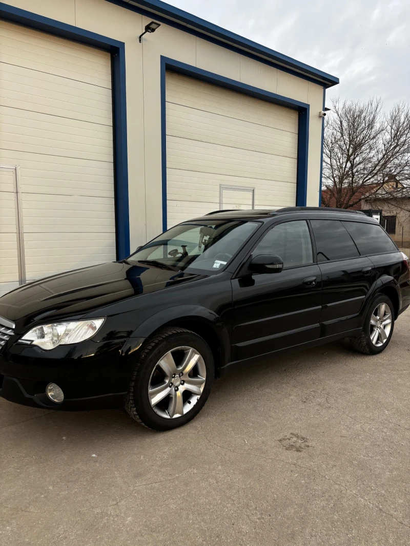 Subaru Outback, снимка 2 - Автомобили и джипове - 48165592