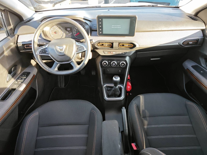 Dacia Sandero 1.0TCe 90k.c., снимка 13 - Автомобили и джипове - 48368324