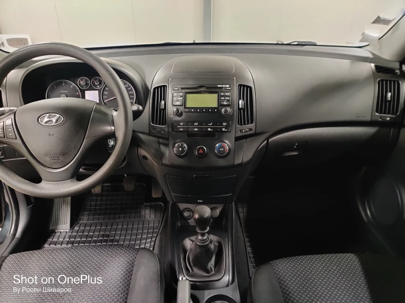 Hyundai I30 1.6 CRDi, снимка 9 - Автомобили и джипове - 48841721