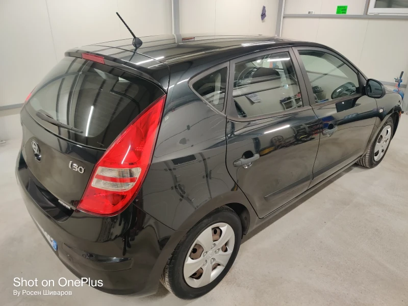 Hyundai I30 1.6 CRDi, снимка 2 - Автомобили и джипове - 48841721