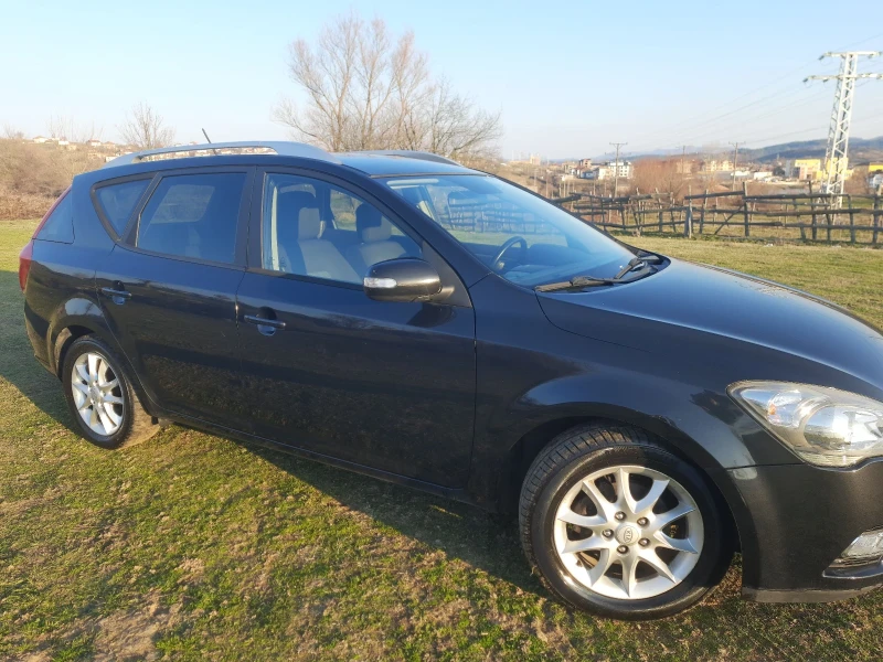 Kia Ceed 1.6CRDI     116KS, снимка 2 - Автомобили и джипове - 49017904