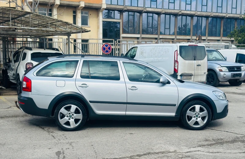 Skoda Octavia 2.0 TDI SCOUT 4x4, снимка 4 - Автомобили и джипове - 49567064