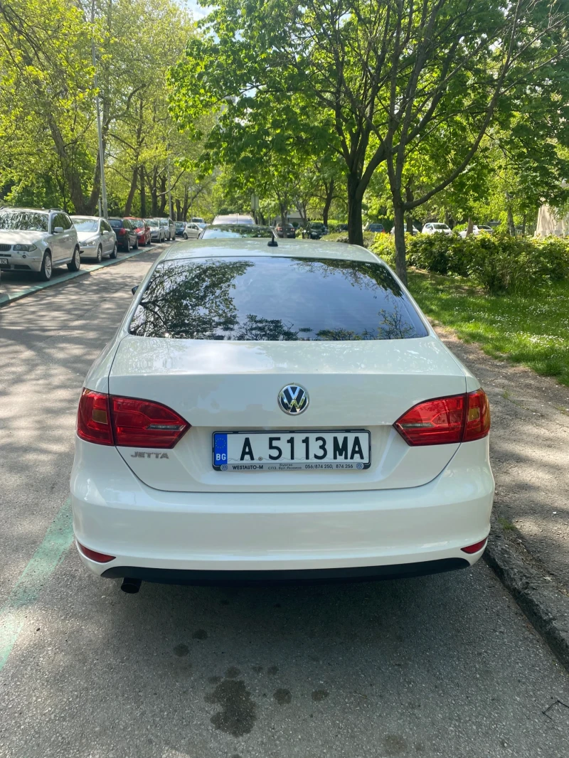 VW Jetta, снимка 4 - Автомобили и джипове - 52657233